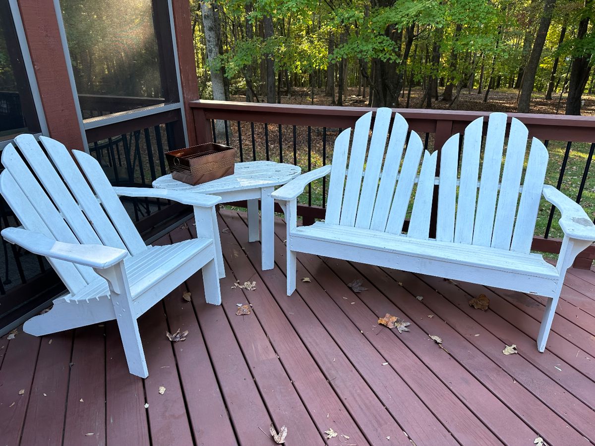 Spooktacular Estate Sale by Treasure Junkies starts on 10/27/2023