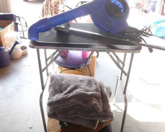 Pet supplies = Garage