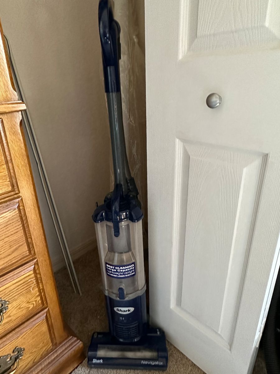 More Splendid Estate Sale in Ocala, FL starts on 10/26/2023