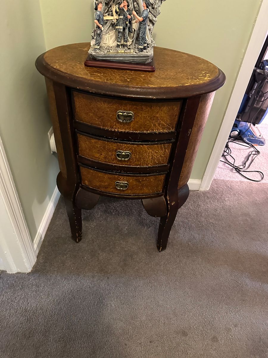 Town & Country Estate Sales in River Vale, NJ starts on 10/27/2023