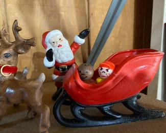 Santa’s Woody has disappeared boys. I need you to take my sleigh and deliver the gifts for all the good kids. Hurry now, get it up!