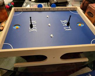 Klask game