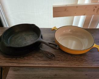 Le Creuset !! pot (right)
and american cast irons (left)