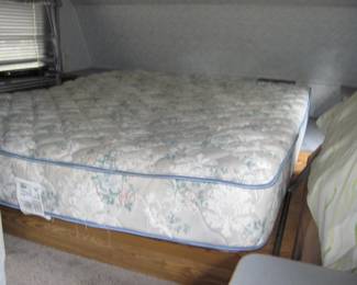 21' Terry 5th wheel. 1/2 ton tow-able (@4200 lbs). No leaks - stored in pole barn when not in use.