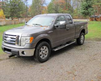 2009 F150 4X4 XLT with Topper (separate picture), 5th wheel setup . In the past year, truck has new tires, front struts/springs, lower ball joints, upper control arms, fuel pump relay/wiring, and alignment.