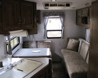 21' Terry 5th wheel. 1/2 ton tow-able (@4200 lbs). No leaks - stored in pole barn when not in use.