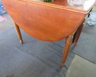 Drop Leaf Table w/Barley Twist Legs