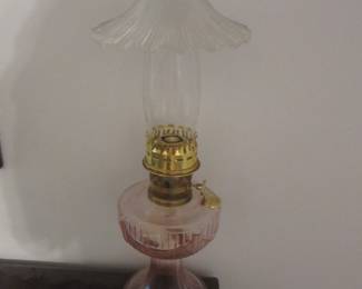 Lincoln Drape Aladdin Oil Lamp