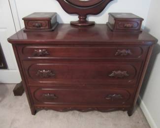 Live on Site Estate Auction