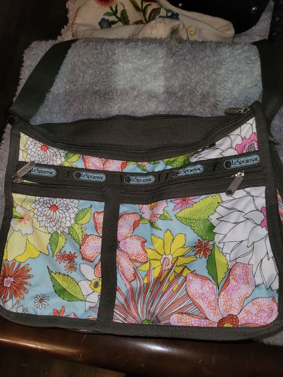 Highland Pointe Sale in Marietta, GA starts on 10/28/2023