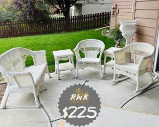 Outdoor wicker furniture set
