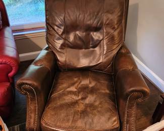 Leather chair 
