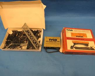 Lot 35. Tyco train parts