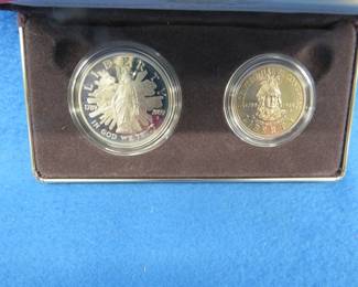 Lot 144. Two coin 1989 US Congressional coin set.&nbsp; Includes a 26.73 gram 90% silver dollar.