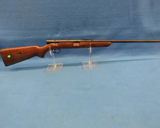 Lot 3. Winchester Model 74 semi-auto 22 cal. rifle. SN 146719