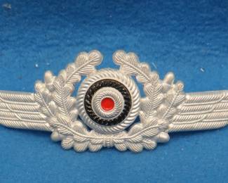 Lot 155. Original WW2 German Luftwaffe Officers wreath badge with cockade