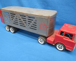 Lot 47. Structo Farms Toy Cattle Truck
