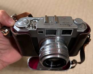 Aires 35-III L 35mm Film Rangefinder Camera