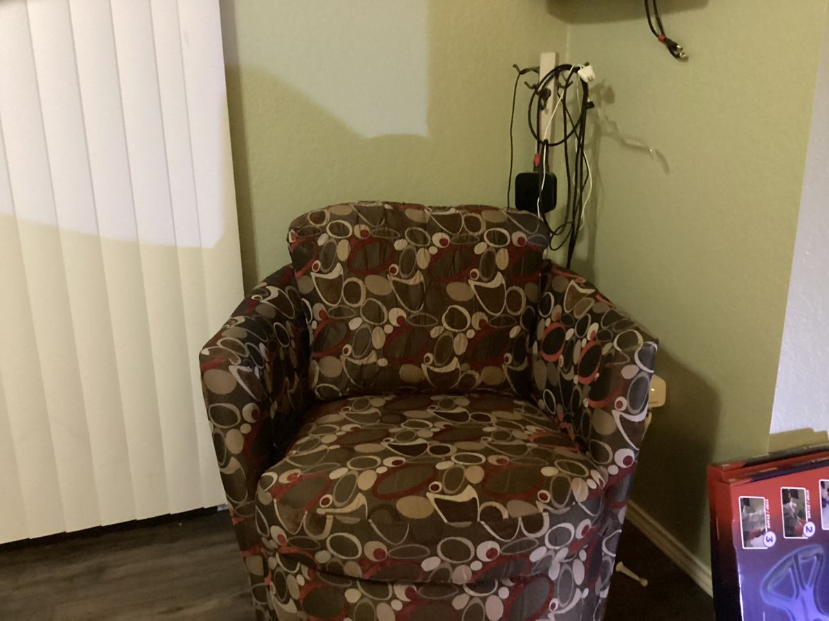 Mansfield Walnut Creek Estate Sale starts on 11/3/2023