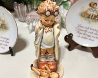Goebel Hummel figurine