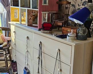 Contemporary dresser