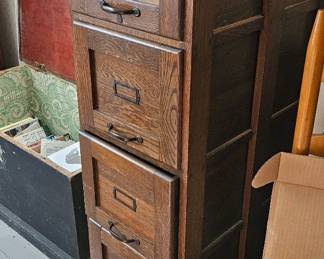 Oak 4 drawer file cabinet
