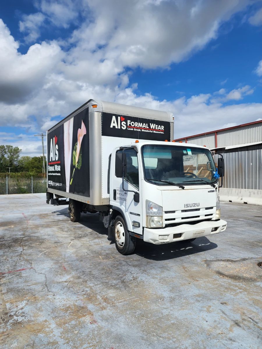 Al's Formalwear Warehouse in Houston, TX starts on 10/31/2023