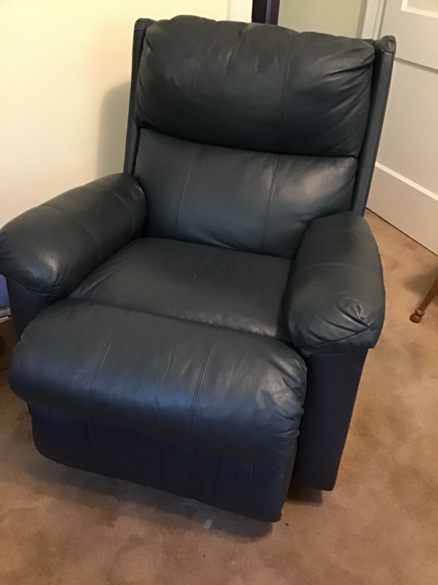 Elyria Moving Sale starts on 11/3/2023