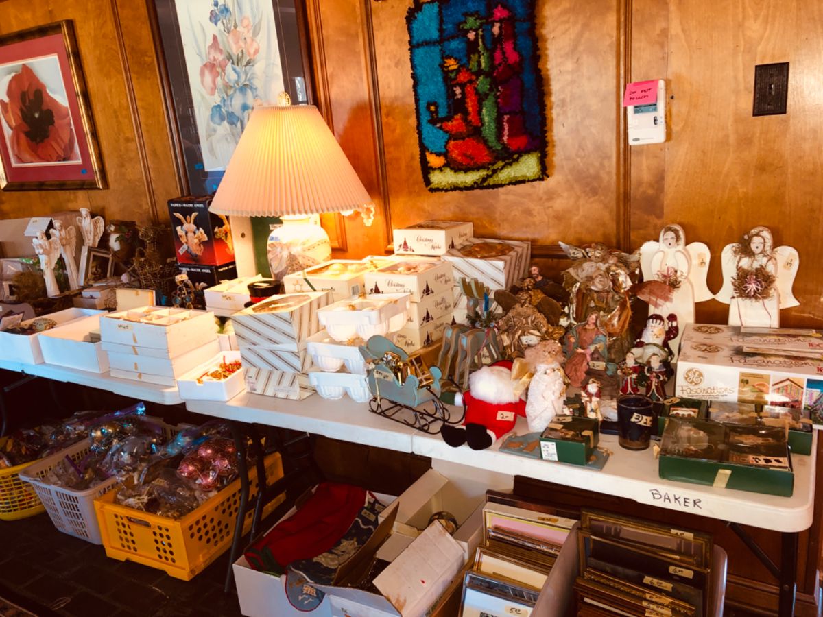 Champions Nice Estate Sale. in Houston, TX starts on 10/27/2023