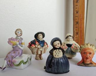 LOT 13 - FIGURAL TAPE MEASURES 