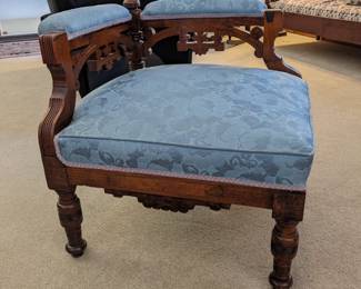 LOT 5 - ANTIQUE CORNER CHAIR