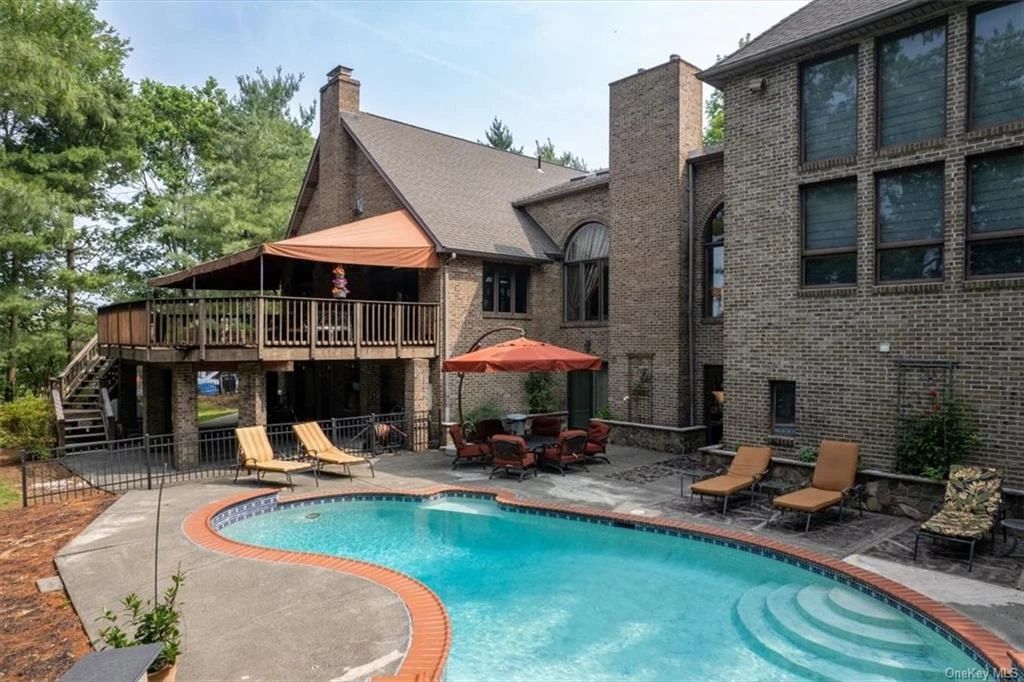 Rare Finds in Blauvelt, Huge Moving Sale starts on 11/4/2023