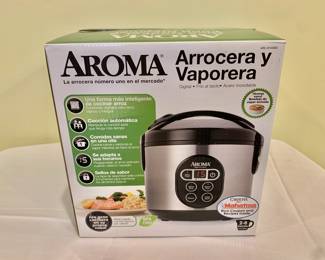 $20 - AROMA rice cooker - NEW IN BOX