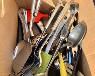 $40 - Box of kitchen utensils