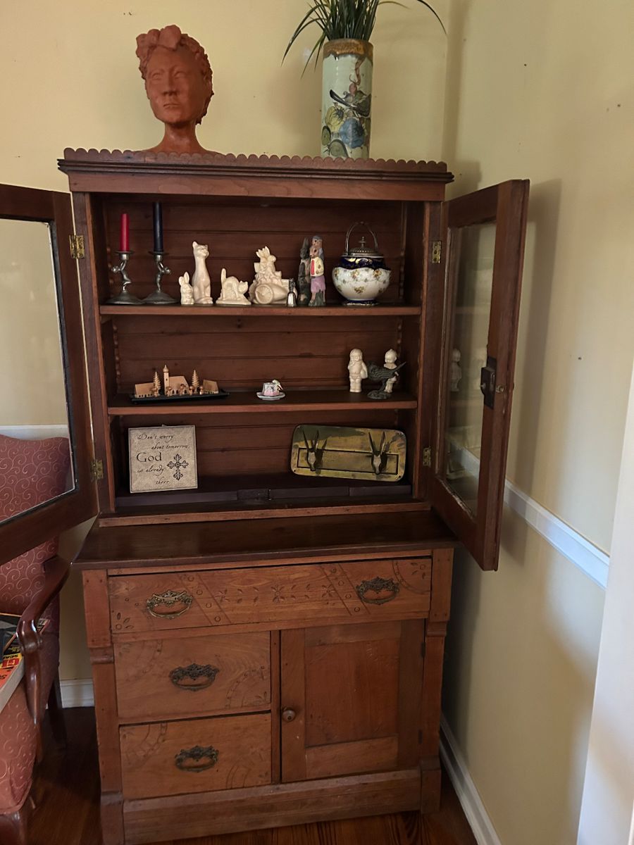 Antiques, Tools/Great Sale in Sherwood Forest!... starts on 11/9/2023