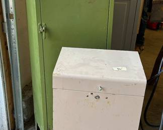 Vintage locker/cabinet
