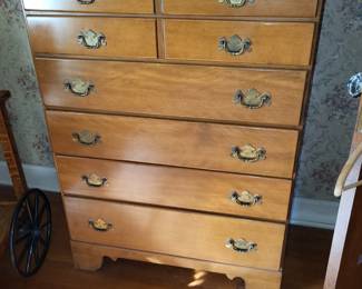 ETHAN ALLEN CHEST