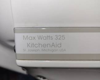 KITCHEN AID ARTISAN STAND MIXER