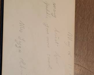 VINTAGE AUTOGRAPH NOOK