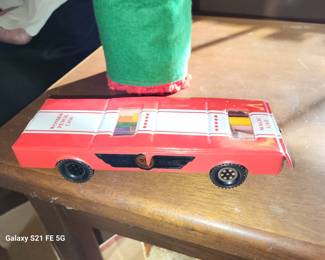 VINTAGE PENCIL HOLDER