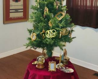 Small representation of Christmas ornaments that will be available!