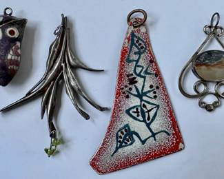 4 Vintage Large Pendants Hand Painted Owl, Hardstone, Abstract Enamel & More
Lot #: 77