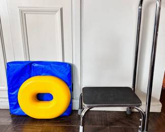 DMI Safety Step Stool With Handle, Medical Donut Cushion & New Foam Cushion
Lot #: 168
