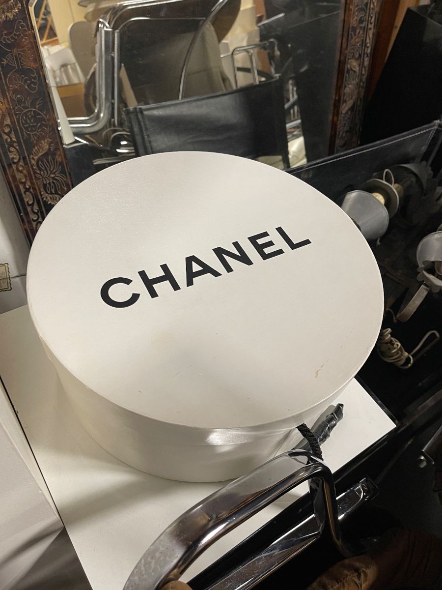 VINTAGE HAUS WEEKEND WAREHOUSE SALE starts on 11/4/2023