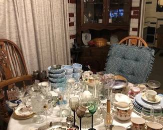 Hutch items