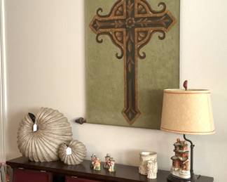 Desk; cross wall panel