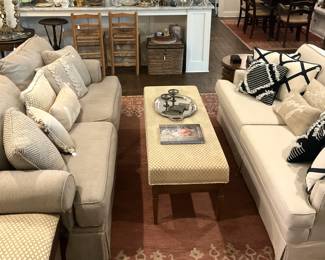 Coffee table/bed bench