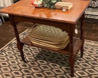 Rectangular 2-tier table; small rug; bamboo trays