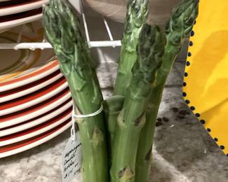 Asparagus vase
