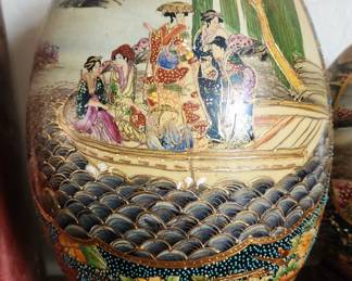 Set of 4 Vintage Chinoiserie Asian Cloisonne’ Ceramic Egg Floral & Wood Base